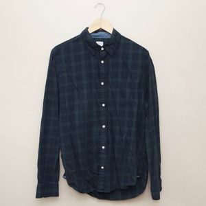 Gap Plaid button down shirt